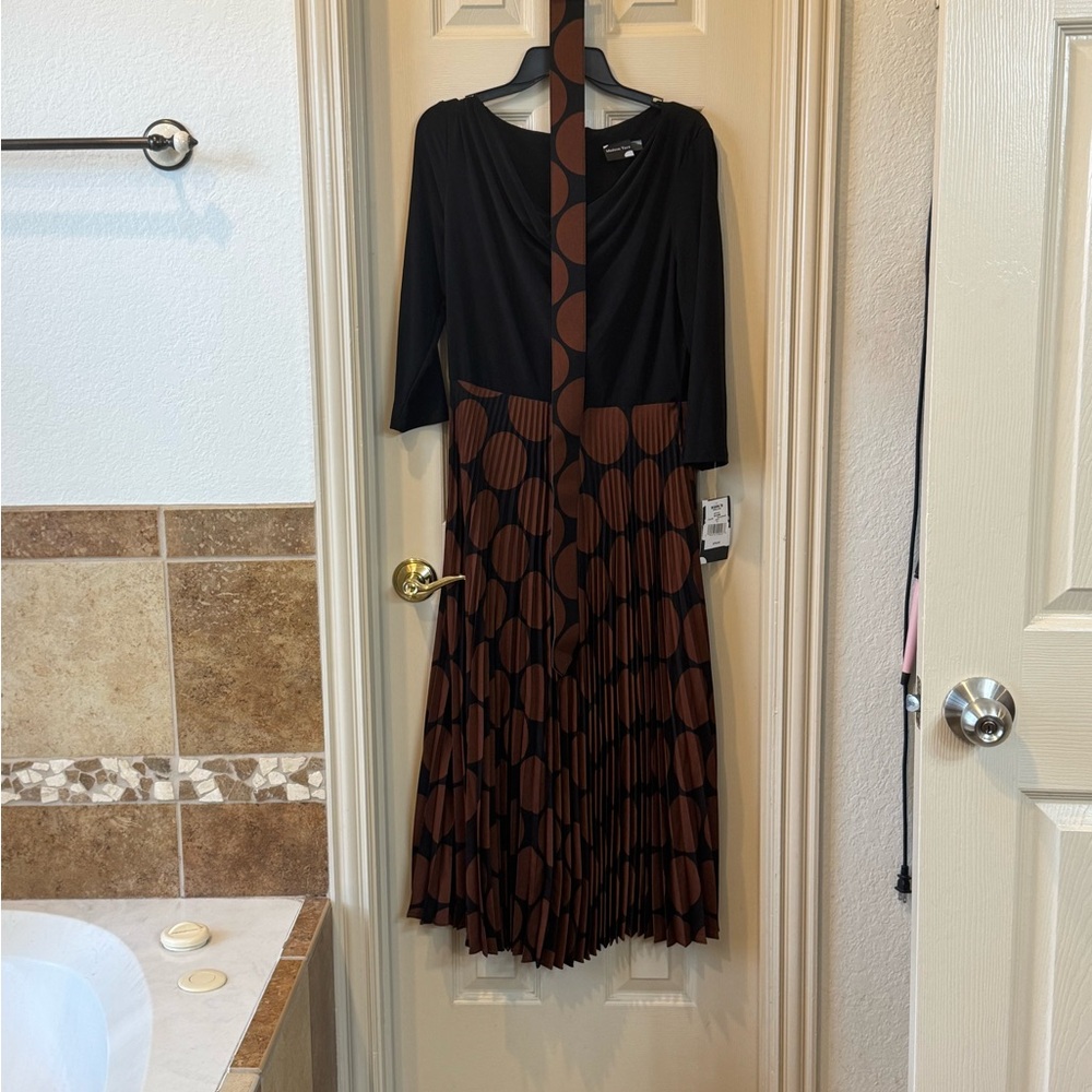 Elegant Black and Brown Dress